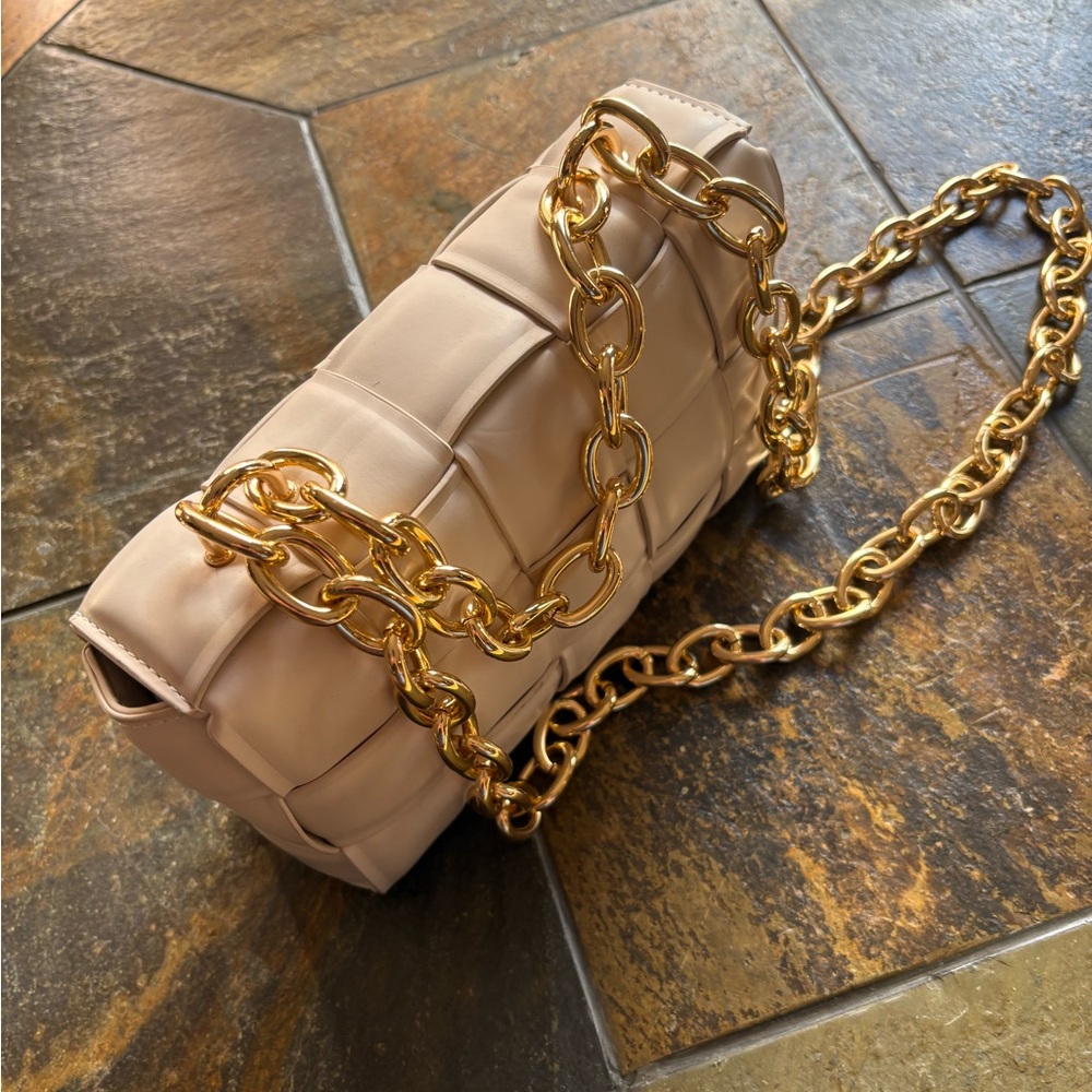 Elegant Gold Chain Cream Women's Bag
